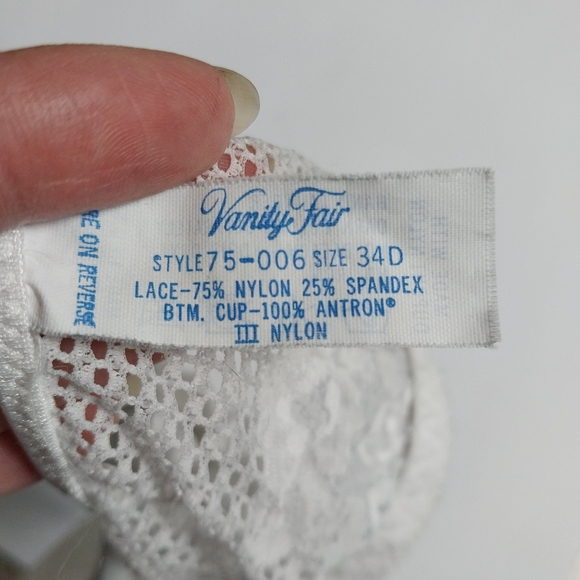 Vintage 1970s Antron III Nylon Lace Underwire Bra Racer Back Front Close 34D - Picture 7 of 7